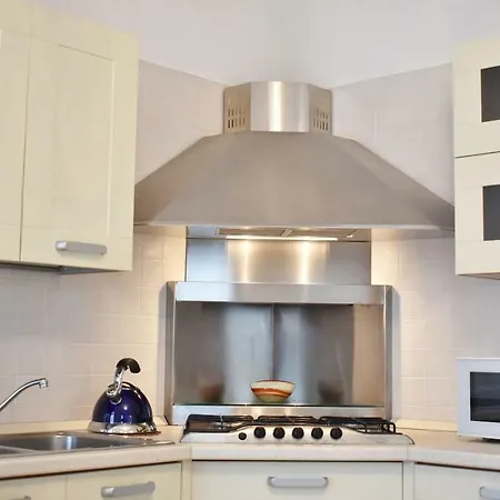 Comfy 2 Bedrooms And Free Parking - Quite Area Favaro Veneto