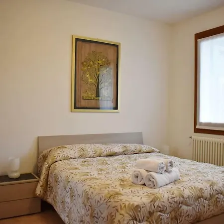 Comfy 2 Bedrooms And Free Parking - Quite Area * Favaro Veneto